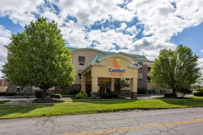 Photo 2 - Comfort Suites Perrysburg - Toledo South