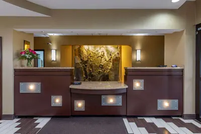 Photo 3 - Comfort Suites Perrysburg - Toledo South