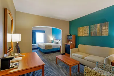 Photo 3 - Best Western Governors Inn and Suites