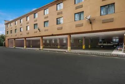 Photo 3 - Red Roof Inn Fairfield
