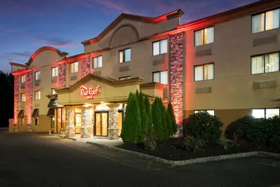 Photo 5 - Red Roof Inn Fairfield
