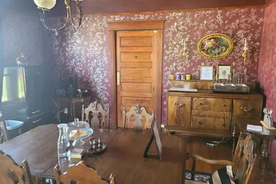 Photo 5 - The Bissing House