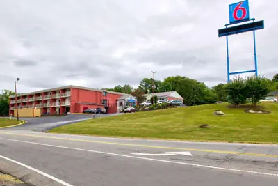 Photo 5 - Motel 6-Gainesville, GA
