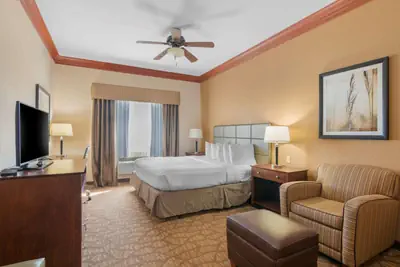 Photo 3 - Best Western Plus Butterfield Inn