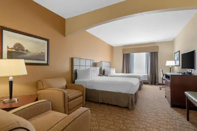 Photo 4 - Best Western Plus Butterfield Inn