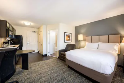 Photo 5 - Sonesta Simply Suites Atlanta Gwinnett Place