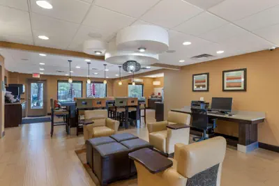 Photo 4 - Best Western Plus Gadsden Hotel & Suites