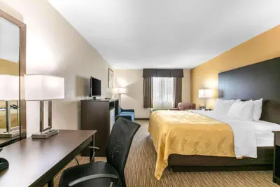 Photo 5 - Quality Inn & Suites Metropolis I-24