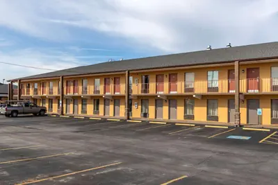Photo 5 - Quality Inn Duncan Spartanburg West