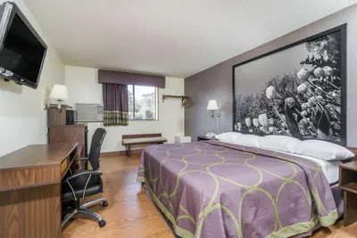 Photo 4 - Super 8 by Wyndham Zanesville