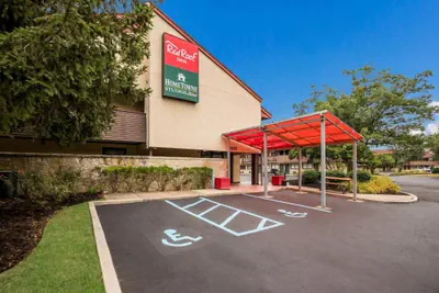 Photo 3 - Red Roof Inn Princeton - Ewing