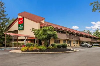 Photo 2 - Red Roof Inn Princeton - Ewing