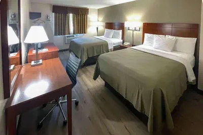 Photo 3 - Econo Lodge Cartersville-Emerson Lake Point
