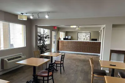 Photo 5 - Red Lion Inn & Suites Junction City