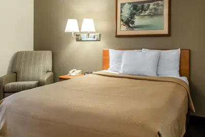 Photo 5 - Birch Hill Suites Columbia