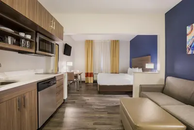 Photo 3 - MainStay Suites Joliet I-55