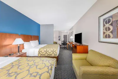 Photo 5 - Baymont by Wyndham Pratt