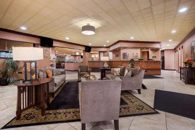 Photo 5 - Quality Inn & Suites Syracuse Fairgrounds