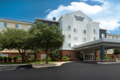 Photo 2 - Fairfield Inn & Suites Elizabeth City