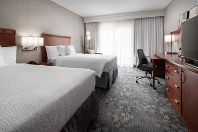Photo 3 - Courtyard by Marriott Boulder