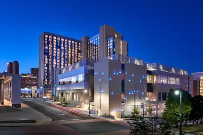 Photo 4 - Loews Kansas City