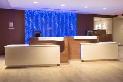 Photo 5 - Fairfield Inn & Suites by Marriott Burlington