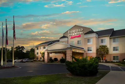 Photo 3 - Fairfield Inn & Suites Milledgeville