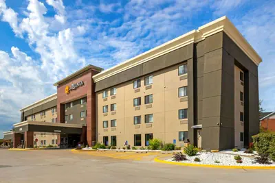 Photo 4 - La Quinta by Wyndham Des Moines West Clive