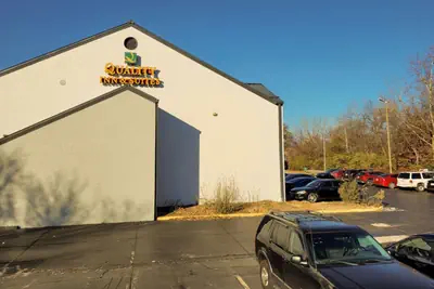 Photo 2 - Quality Inn & Suites Columbia I-70