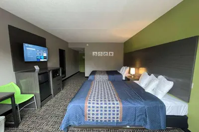 Photo 2 - Wingate by Wyndham Lake George