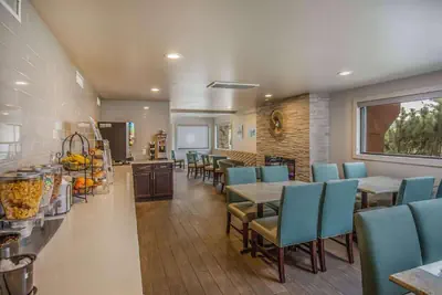 Photo 3 - Baymont by Wyndham Durango