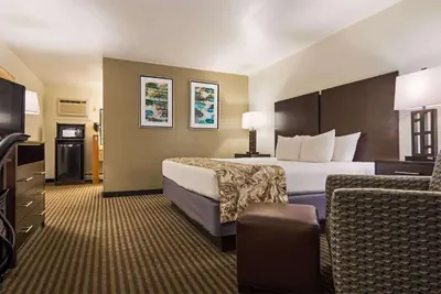 Photo 4 - Baymont by Wyndham Durango