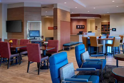 Photo 4 - TownePlace Suites by Marriott Cleveland Solon