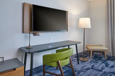 Photo 5 - Fairfield Inn & Suites by Marriott Chicago O'Hare
