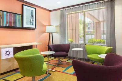 Photo 5 - Fairfield Inn & Suites by Marriott Springdale