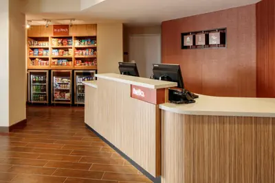 Photo 3 - TownePlace Suites by Marriott Kansas City Airport