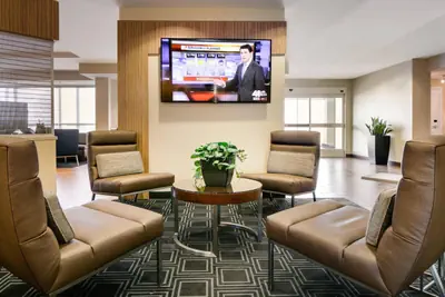 Photo 4 - TownePlace Suites by Marriott Kansas City Airport