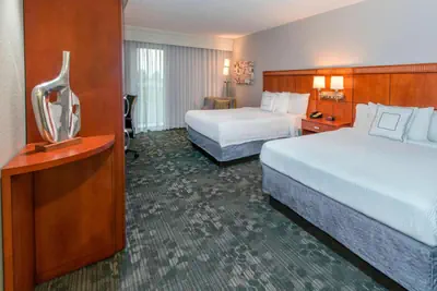 Photo 5 - Courtyard by Marriott Montgomery Prattville