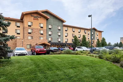 Photo 2 - TownPlaces Suite Denver Airport at Gateway Park