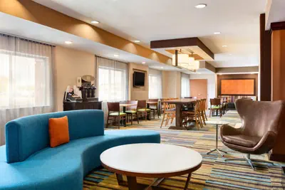 Photo 5 - Fairfield Inn & Suites by Marriott Toledo Maumee