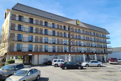 Photo 2 - Studio 9 Inn & Suites