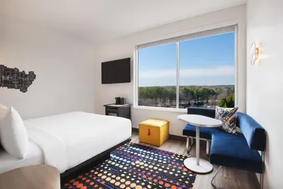 Photo 5 - Aloft by Marriott Lawrenceville Sugarloaf