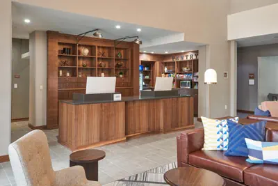 Photo 3 - Four Points by Sheraton Chicago Schaumburg