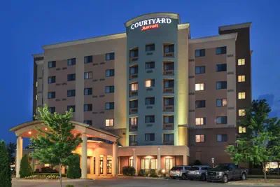 Photo 2 - Courtyard Charlotte Concord