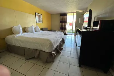 Photo 5 - Ramada by Wyndham Lumberton NC North