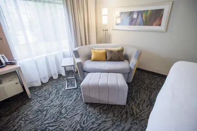Photo 3 - Courtyard by Marriott Hickory