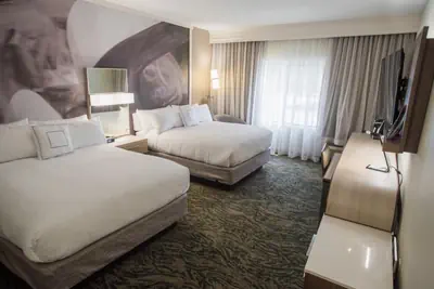 Photo 4 - Courtyard by Marriott Hickory