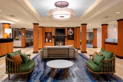Photo 2 - Fairfield Inn and Suites by Marriott Gadsden