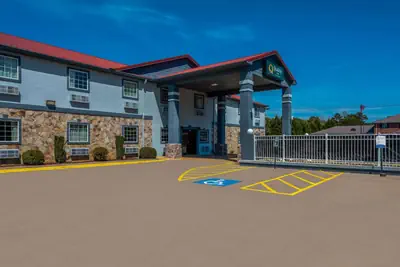 Photo 4 - Quality Inn Fort Payne