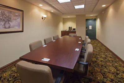 Photo 2 - Wingate Suites By Wyndham Mansfield Ontario